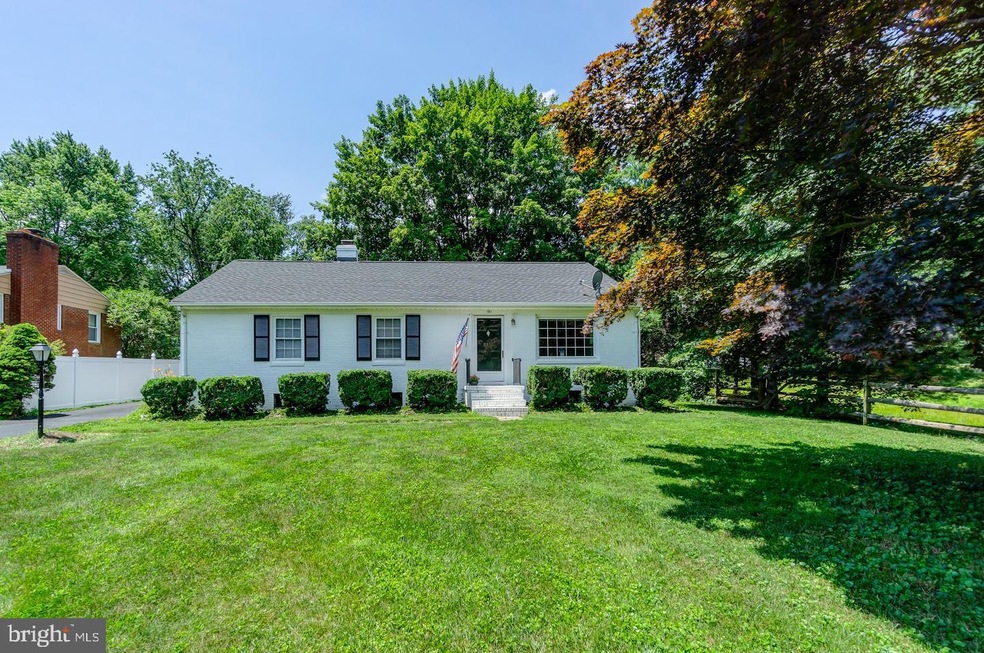 151 S Maple Ave, Purcellville, VA 20132 - photo 1