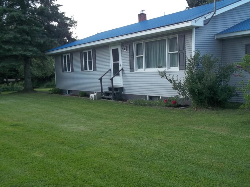 1999 Vt Route 15 E, Hardwick, VT 05843 - photo 1