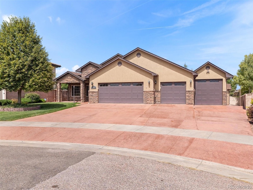 5513 Bellagio Way, Pueblo, CO 81005 - photo 1
