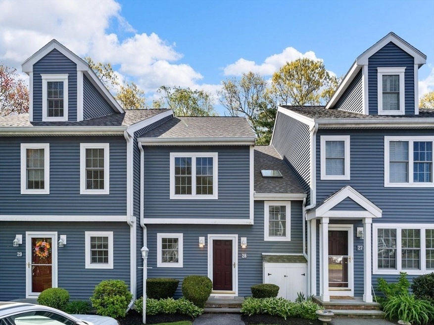 28 Hobart Ln, Rockland, MA 02370 - photo 1