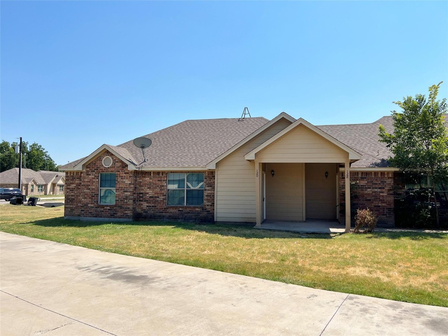 120 Sunburst Ct, Weatherford, TX 76087 - photo 1