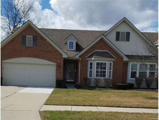 23072 N Park Dr unit 4, New Boston, MI 48164 - photo 1