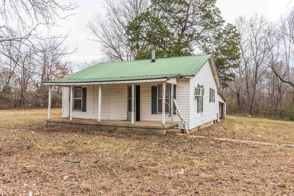 4850 Pleasant Site Rd, Selmer, TN 38375 - photo 1