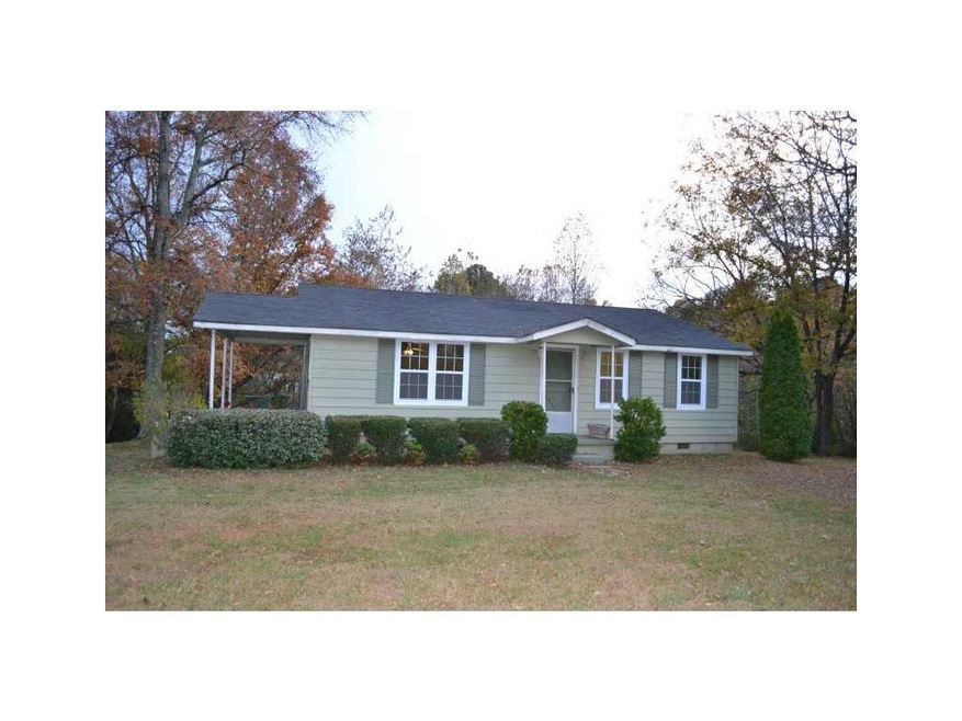 Exterior Front. Wonderful 2-3 bedroom, 1 bath ranc