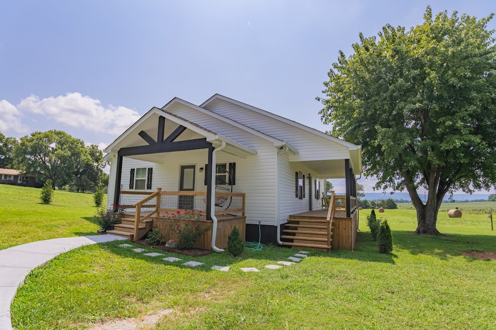 34 Bailey Rd, Decherd, TN 37324 - photo 1