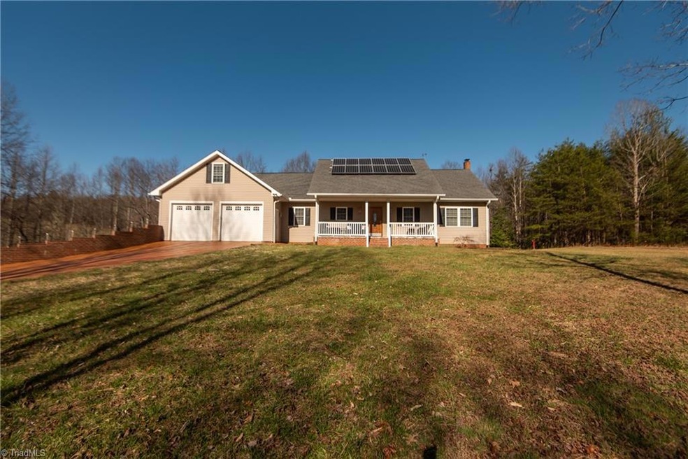 2236 Old Highway 60, Purlear, NC 28665 - photo 1