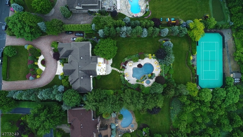 16 Chelsea Dr, Livingston, NJ 07039 - photo 1