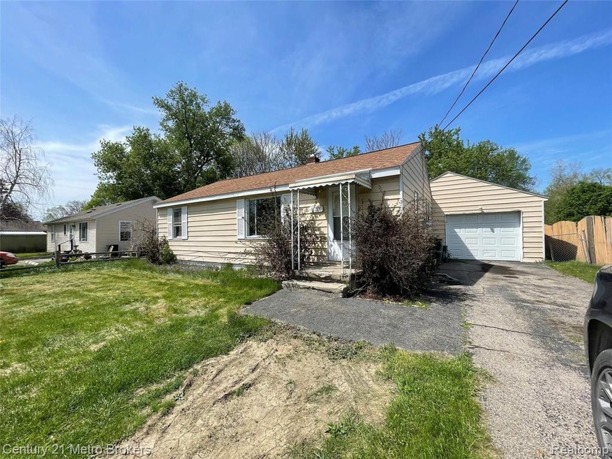 4027 Risedorph St, Burton, MI 48509 - photo 1