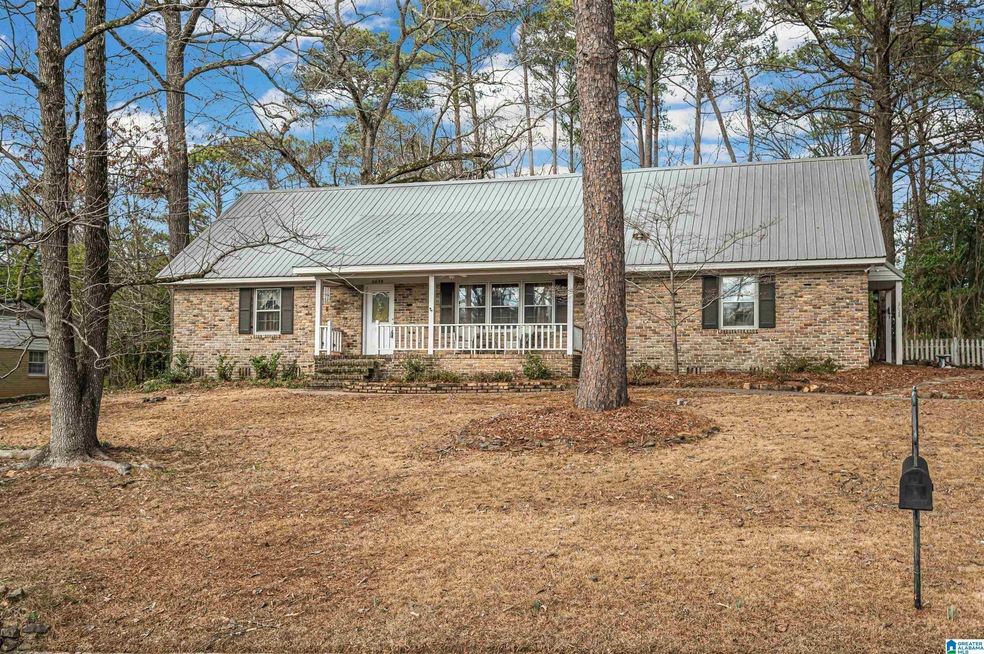 Great curb appeal with this lovely home in the hea
