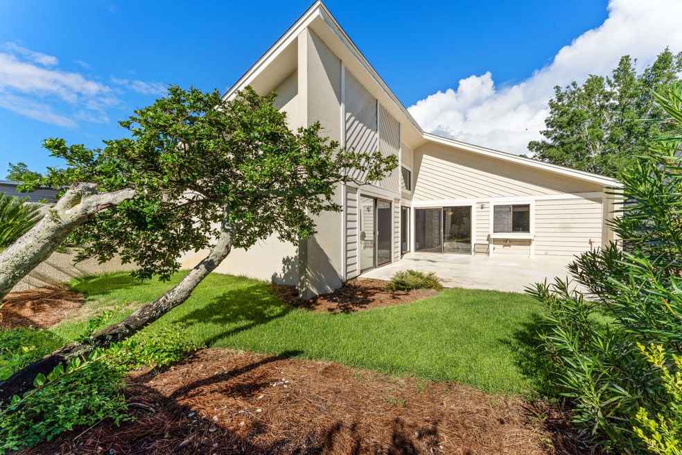 Private fenced yard