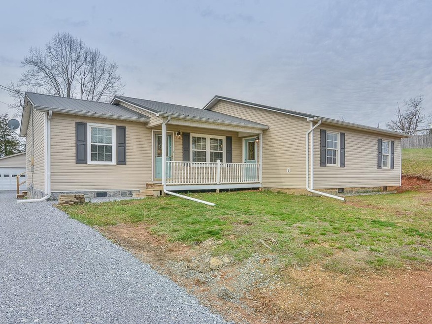2448 Highway 81 N Front