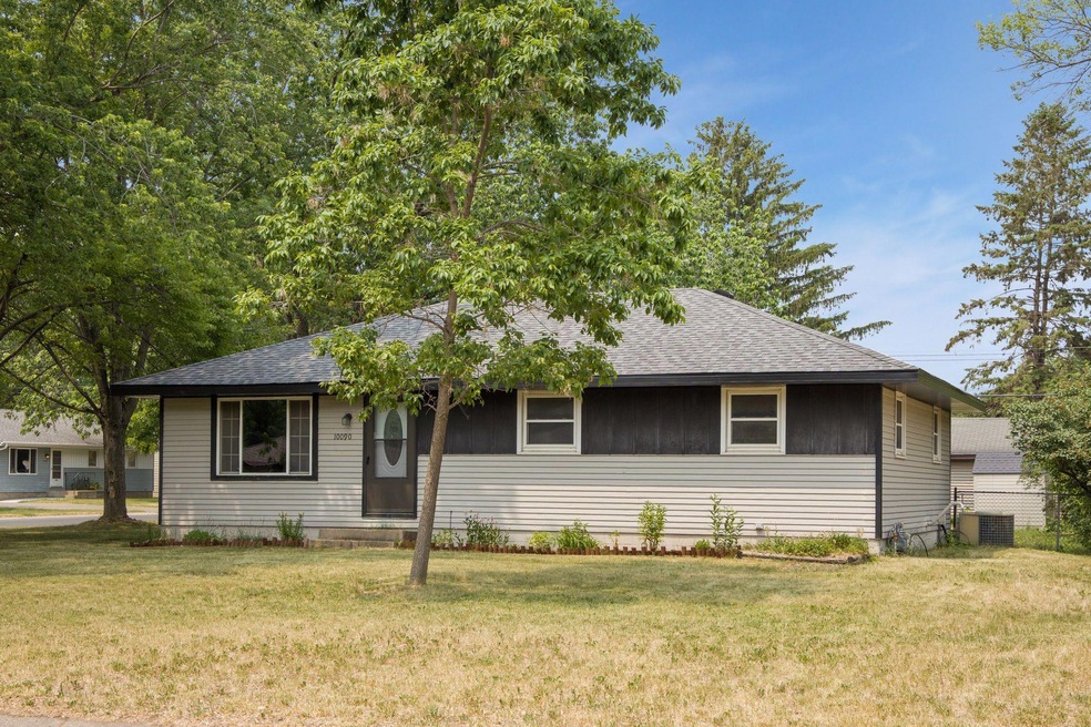 10090 95th Ave N, Maple Grove, MN 55369 - photo 1