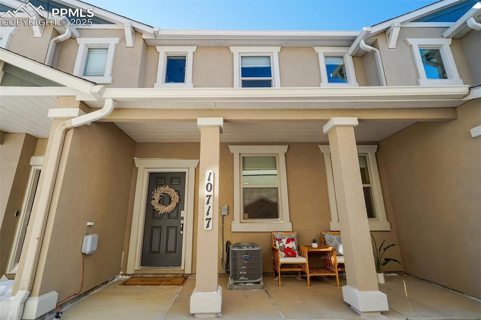 Spacious Patio