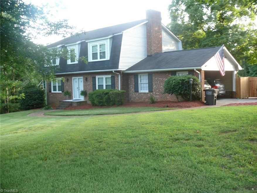 1210 Lindale Dr, Asheboro, NC 27205 - photo 1