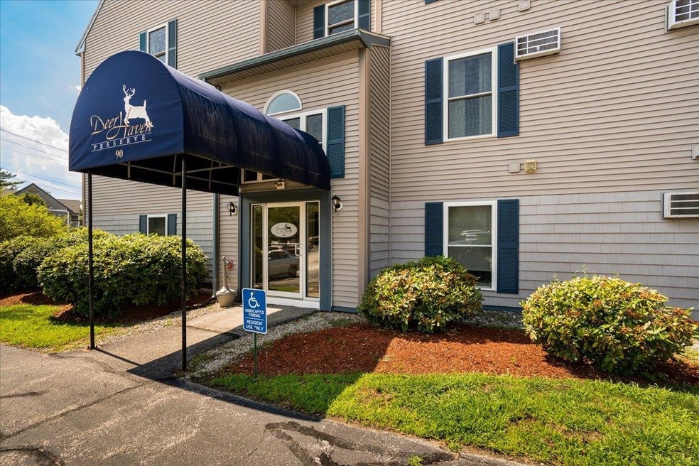 90 Eastern Ave unit 203, Manchester, NH 03104 - photo 1