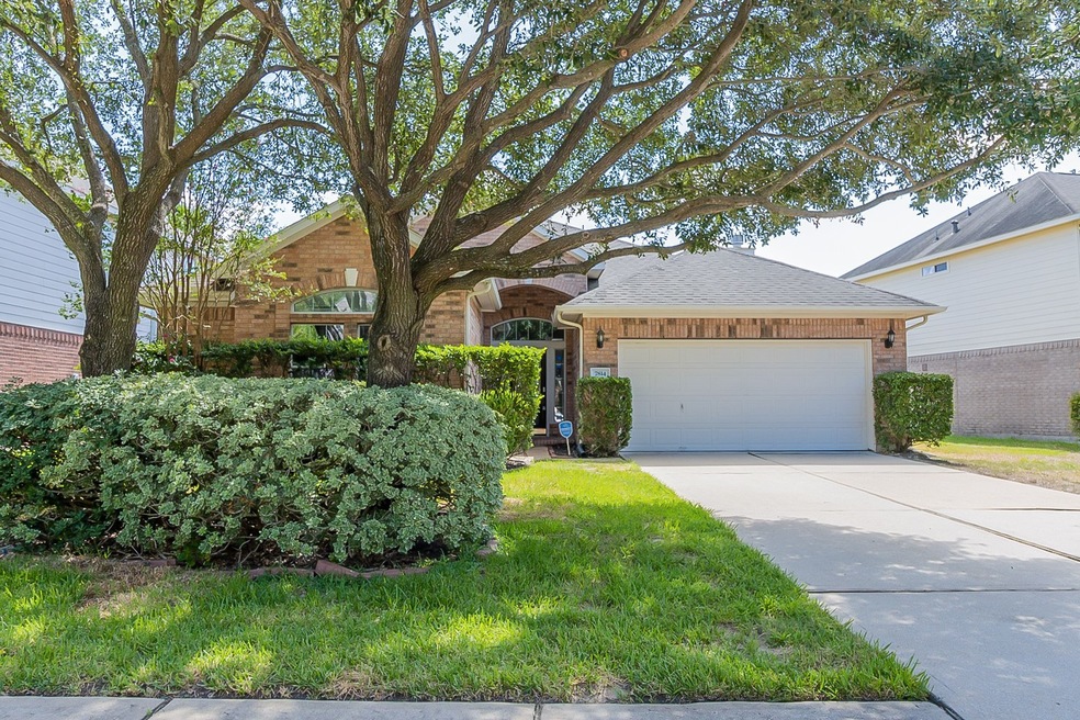 7814 Chateau Point Ln, Houston, TX 77041 - photo 1