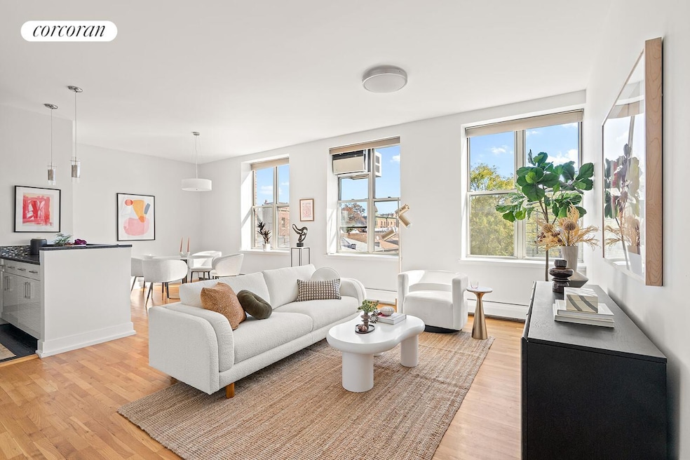 Pending $1,800,000 • Co-Listing Agent