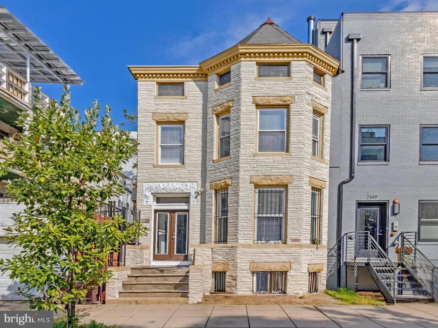 For Sale $1,100,000 • Co-Listing Agent