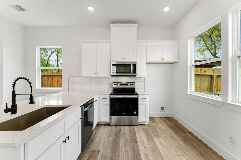 8506 Wileyvale Rd unit A, Houston, TX 77016 - photo 1