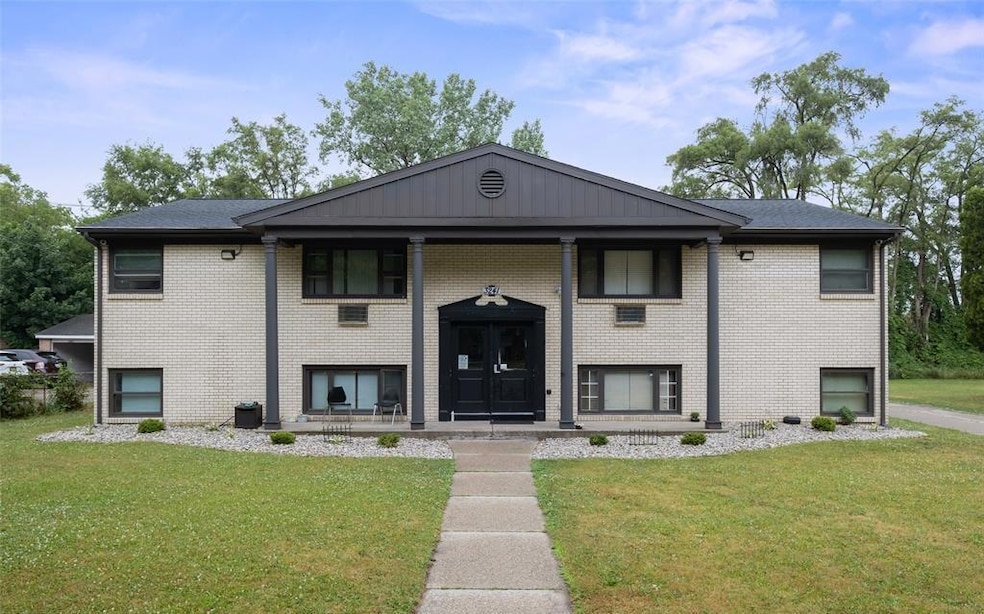 3241 Marshall Ave SE, Grand Rapids, MI 49508 - photo 1