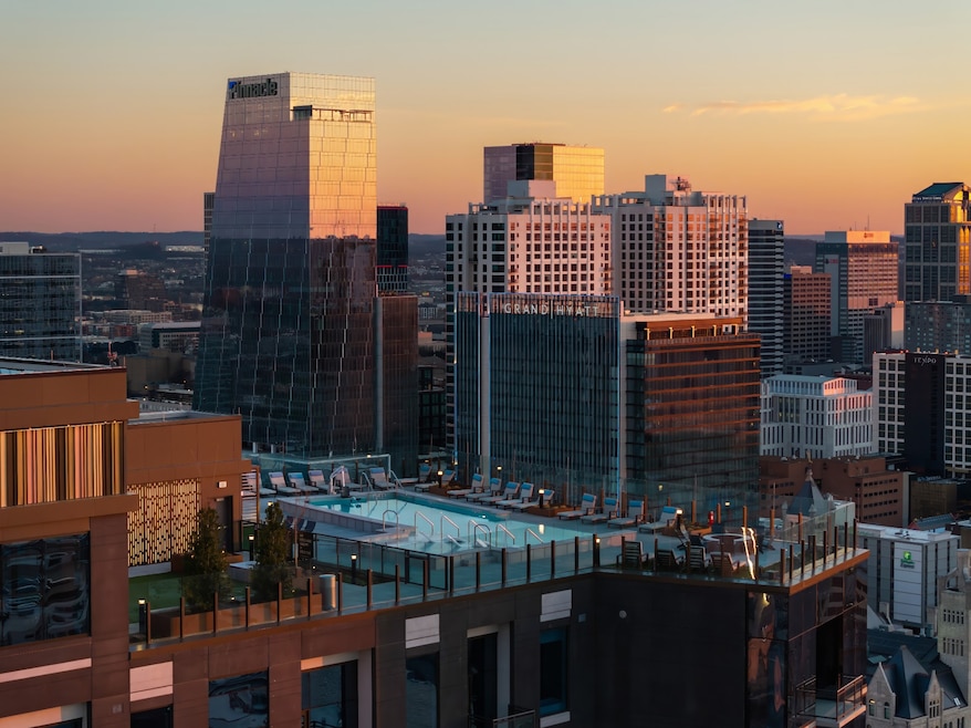 Pullman at Gulch Union unit C2-D(I), Nashville, TN 37203 - photo 1