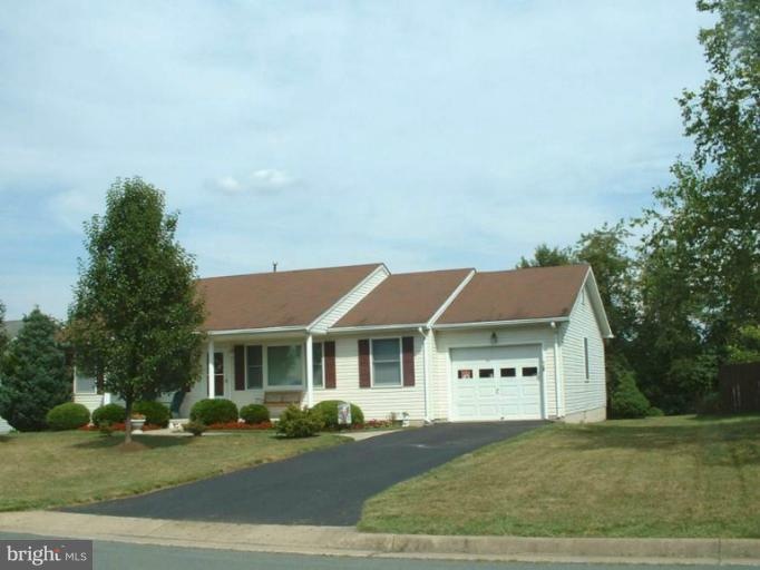 115 Button Bush Ave, Stephens City, VA 22655 - photo 1