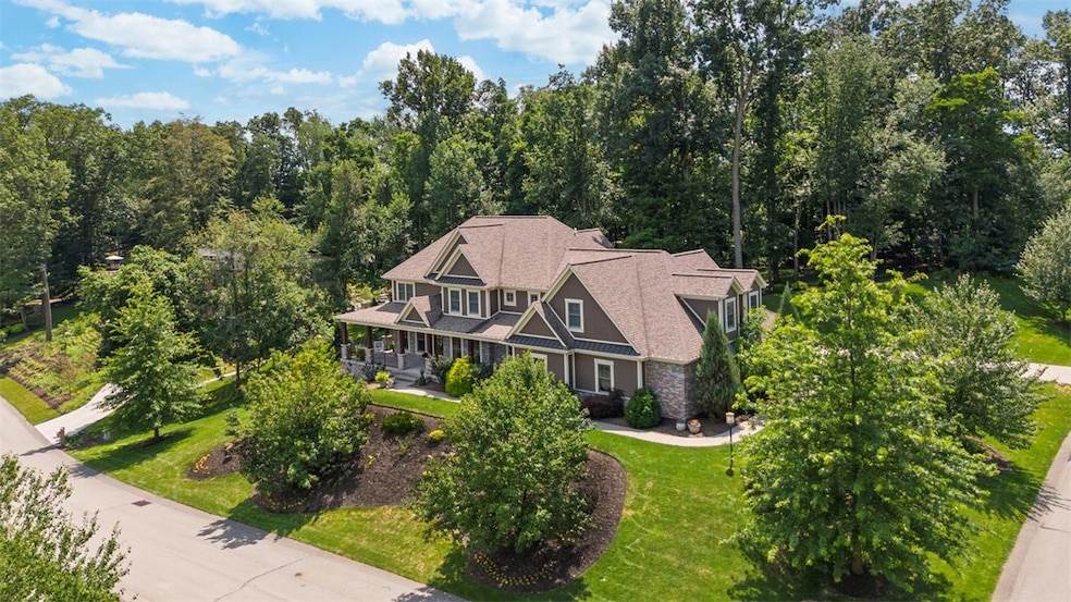 300 Mccutcheon Ct, Gibsonia, PA 15044 - photo 1