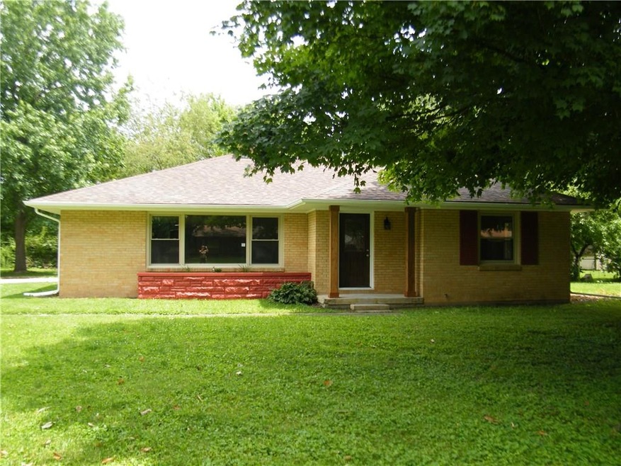 1608 Weslow Ct, Anderson, IN 46011 - photo 1