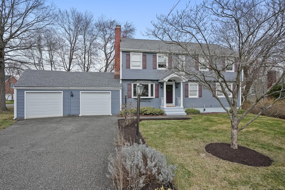 6 Soundview Ave, Trumbull, CT 06611 - photo 1