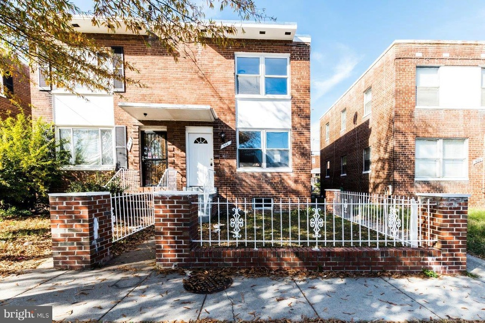 524 Riggs Rd NE, Washington, DC 20011 - photo 1