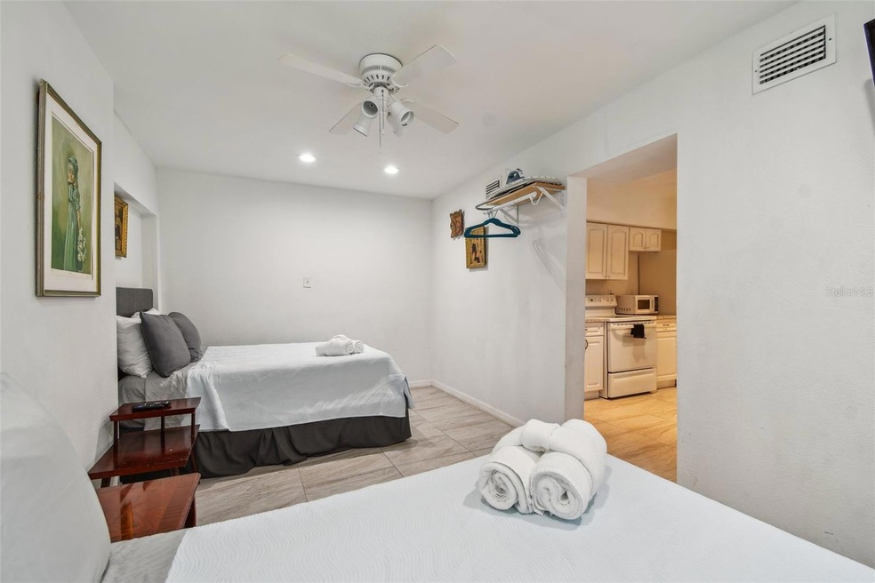 1377 S Washington Ave unit 2, Clearwater, FL 33756 - photo 1