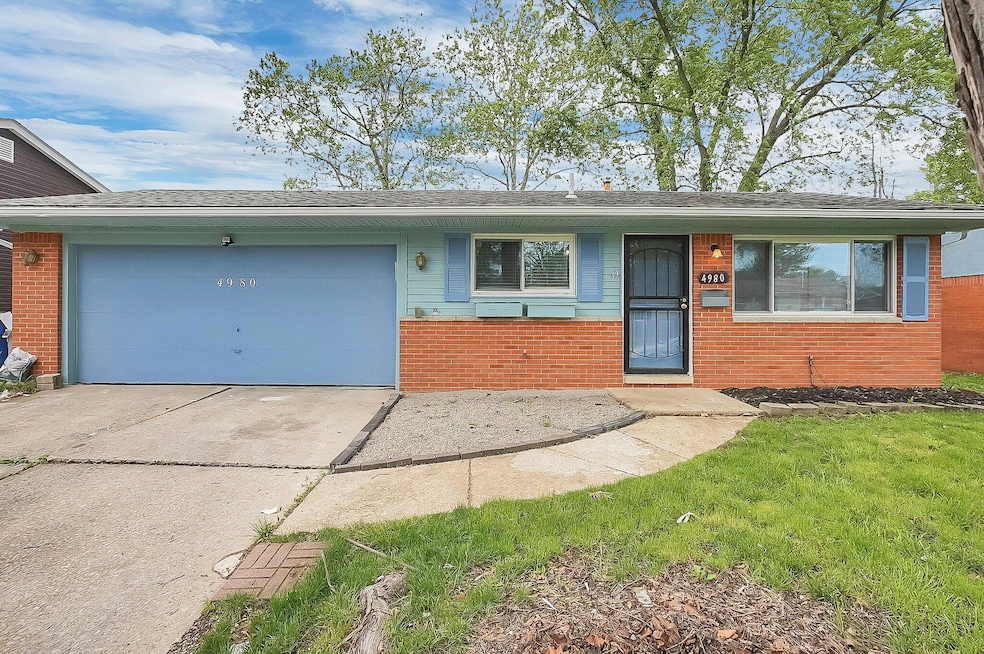2-web-or-mls-4980-comstock-dr