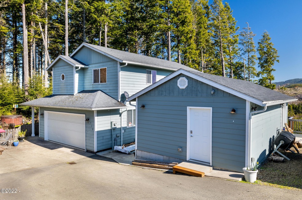 1939 SE Port Dr, Lincoln City, OR 97367 - photo 1