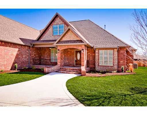 1301 NW Hermanus St, Bentonville, AR 72712 - photo 1