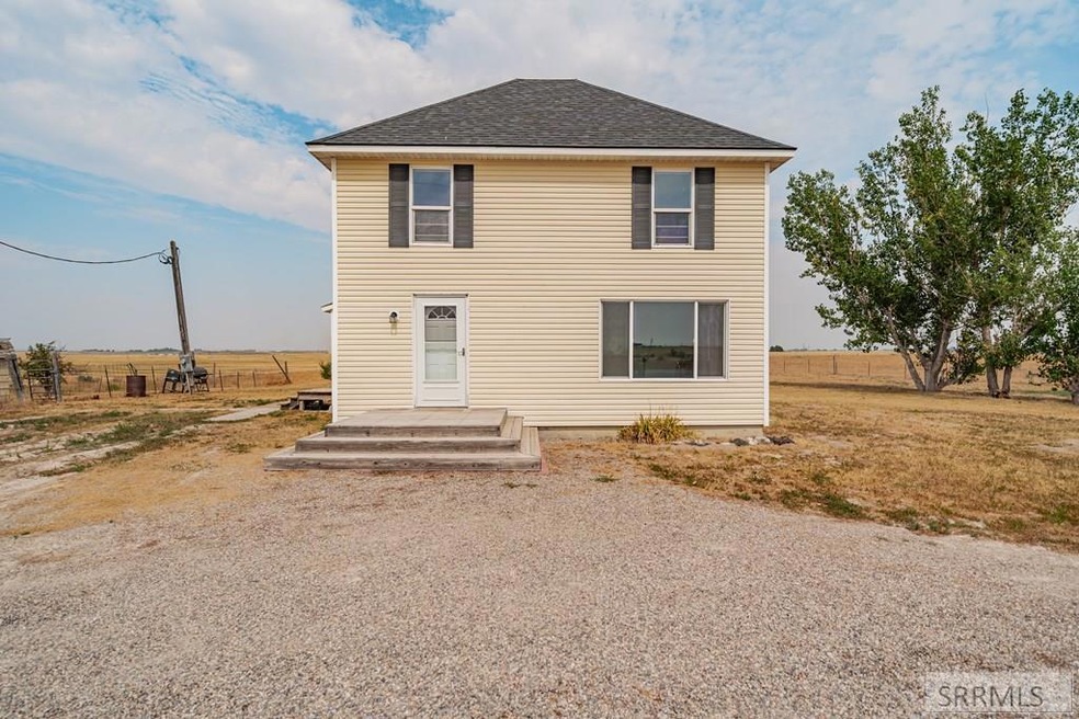 1044 W Taber Rd, Blackfoot, ID 83221 - photo 1