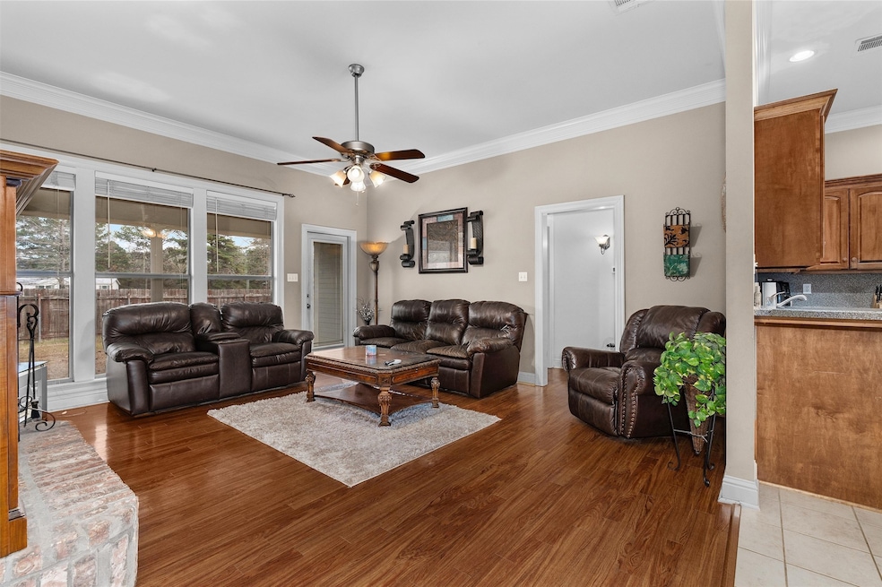 102 Fitzwilliam St, Haughton, LA 71037 - photo 1