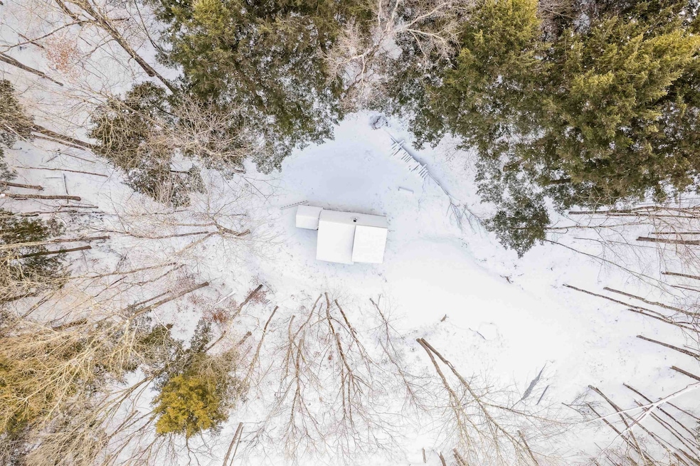 167 Leons Ln, Sharon, VT 05068 - photo 1