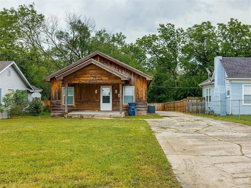 1129 N Union Ave, Shawnee, OK 74801 - photo 1