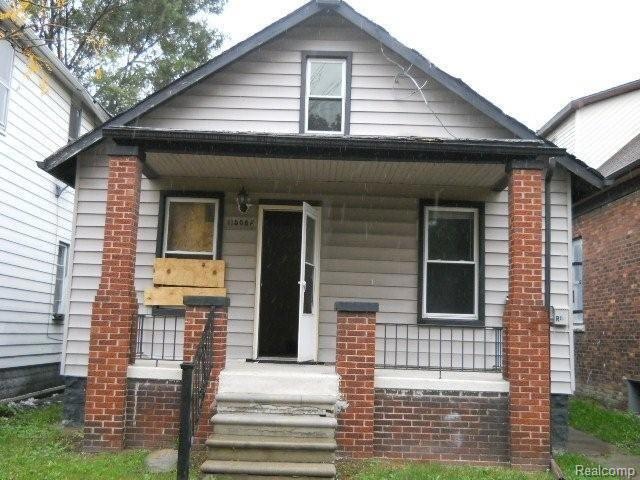 11508 Saint Aubin St, HamtraMcK, MI 48212 - photo 1