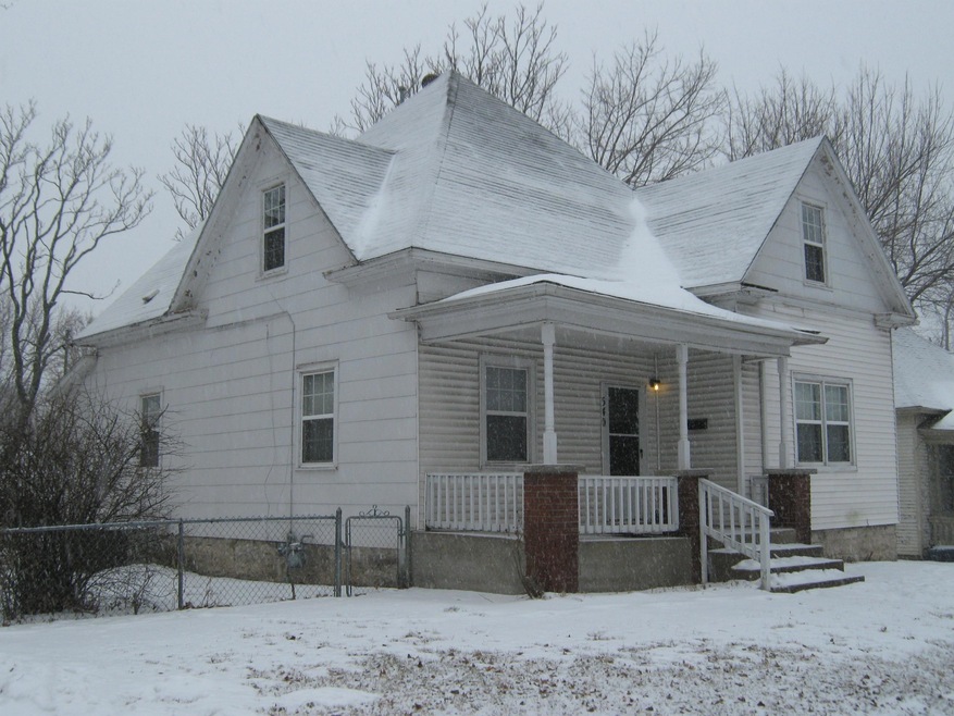 Boozer on Division 025