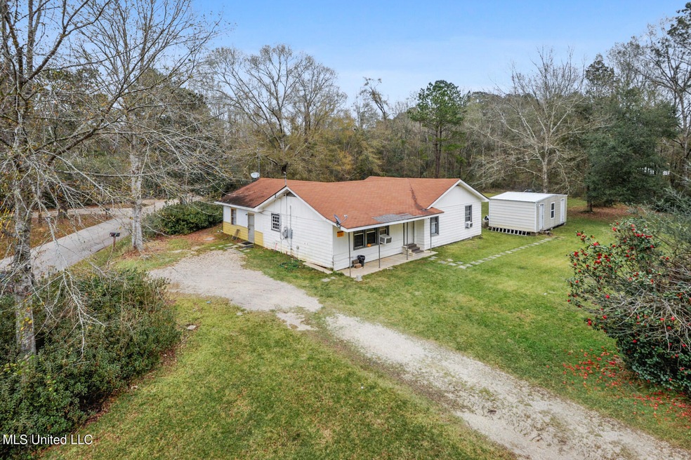 4 Sam Powell Rd, Picayune, MS 39466 - photo 1