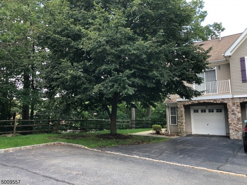 509 Boulder Ridge Dr, Randolph, NJ 07869 - photo 1