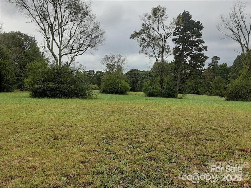 Under Contract $699,000