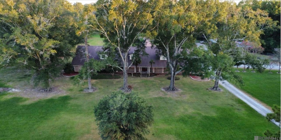 For Sale $750,000 • Co-Listing Agent