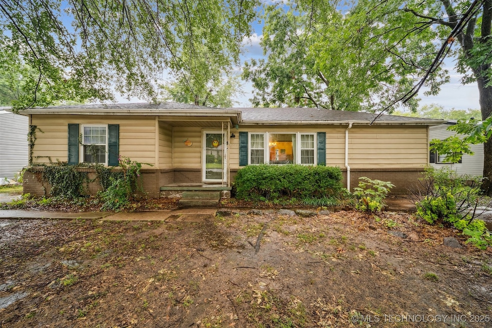 1662 S Ash Ave, Broken Arrow, OK 74012 - photo 1