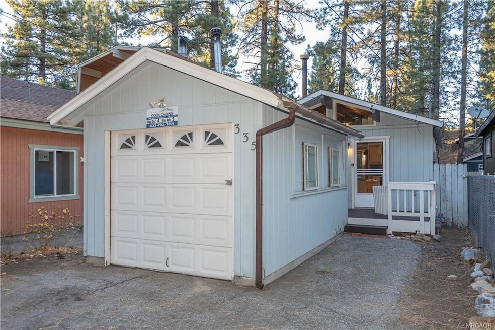 335 W Sherwood Blvd, Big Bear City, CA 92314 - photo 1