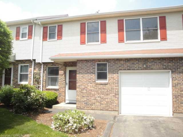 12 River Camp Dr unit 12, Newington, CT 06111 - photo 1