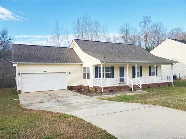 332 Lone Tree Ln, Clover, SC 29710 - photo 1