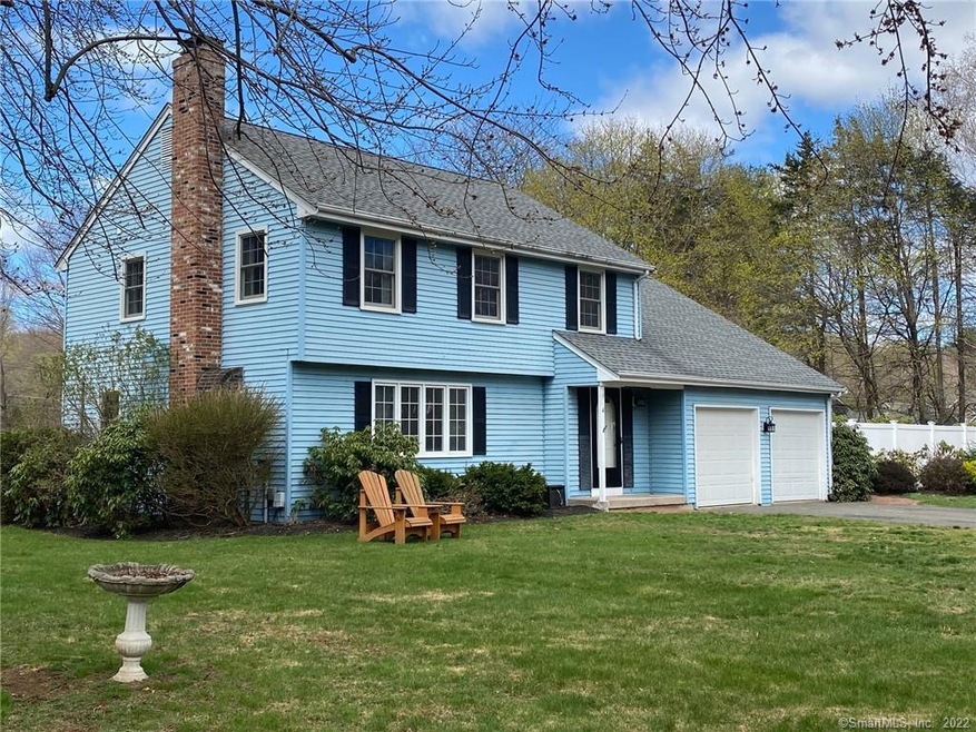 4 Chrismis Tree Ln, East Granby, CT 06026 - photo 1