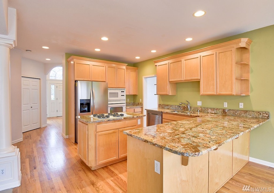 8440 Smugglers Cove Ln SW, Mukilteo, WA 98275 - photo 1